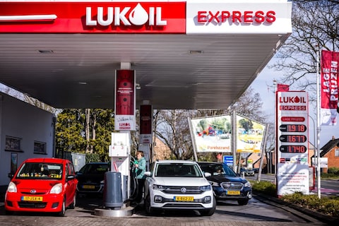 Nederlander tankt toch niet massaal over de grens: ‘Effect veel kleiner dan gedacht’