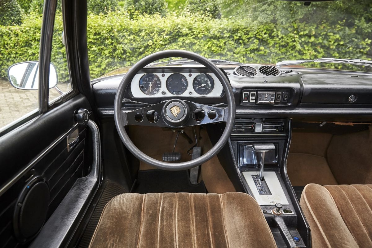 Peugeot 504 Coupé V6