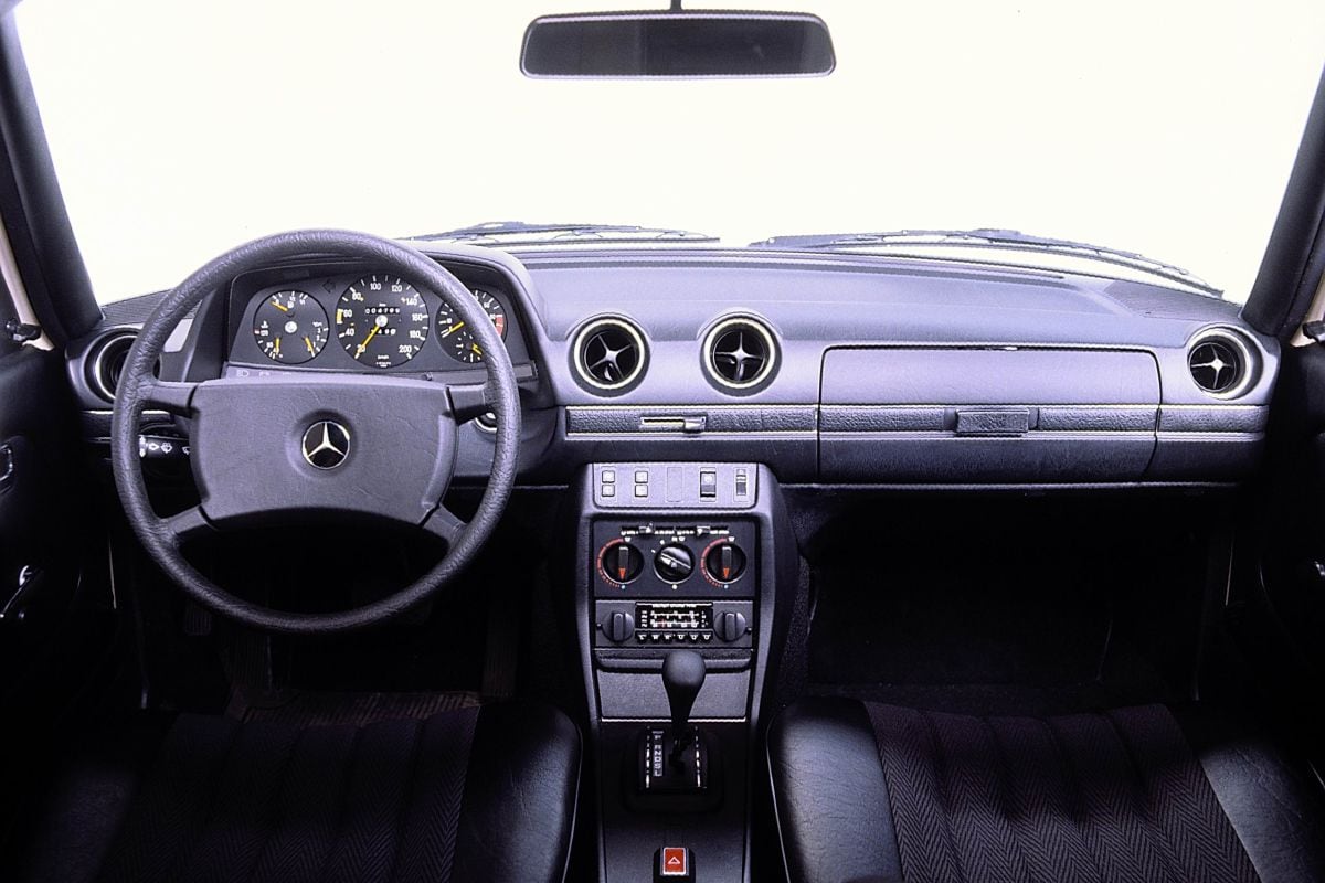 Mercedes-Benz W123