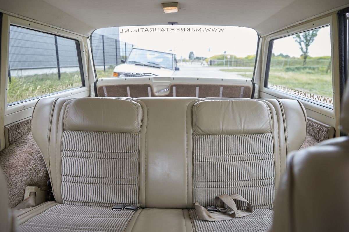 Achterbanken Range Rover en Jeep Wagoneer