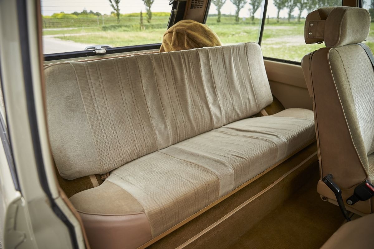 Achterbanken Range Rover en Jeep Wagoneer