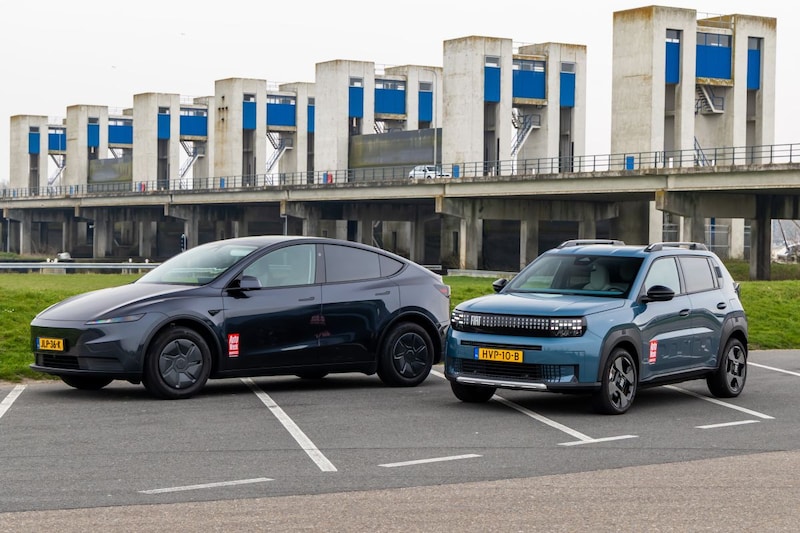 Repo Tesla Model Y vs Fiat Grande Panda