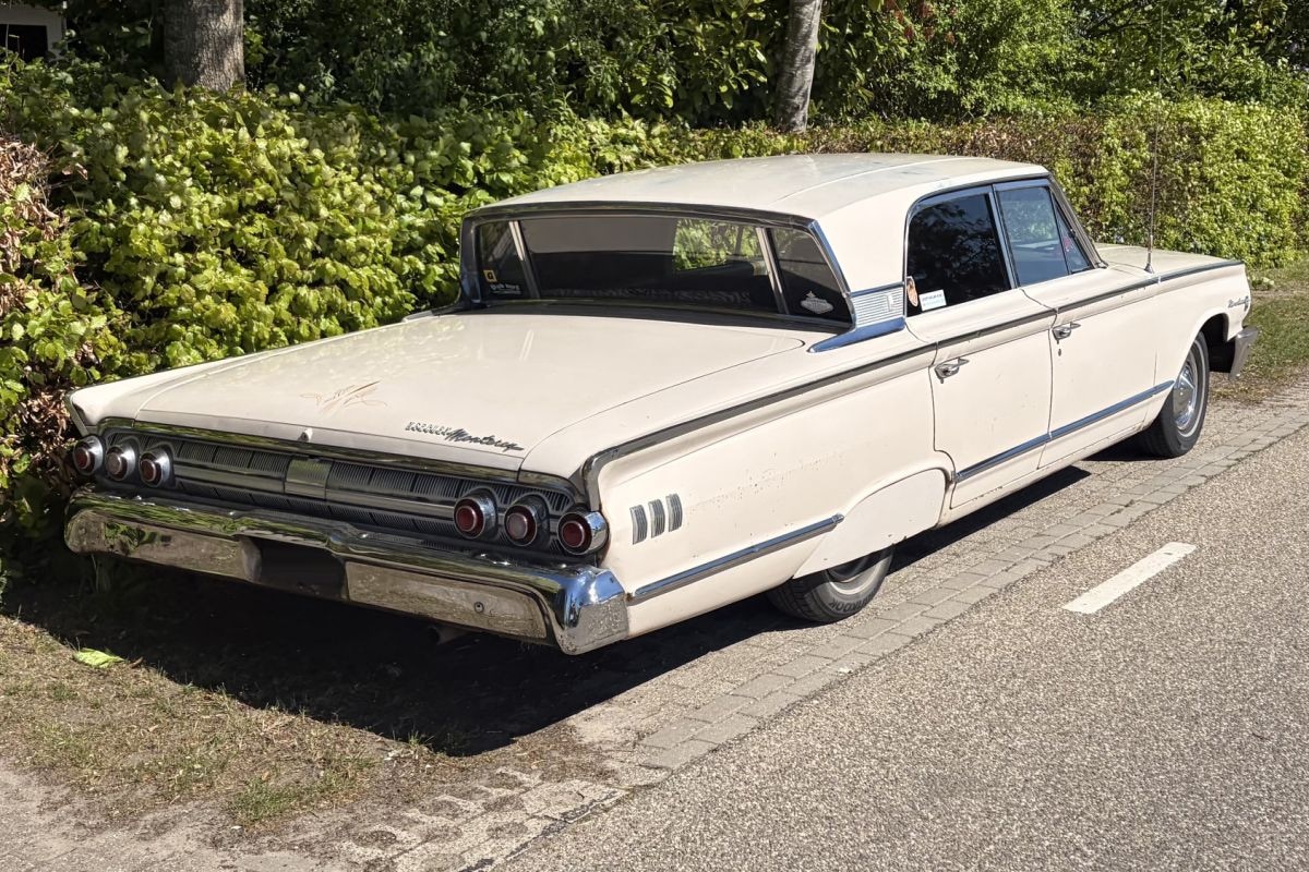 Mercury Monterey