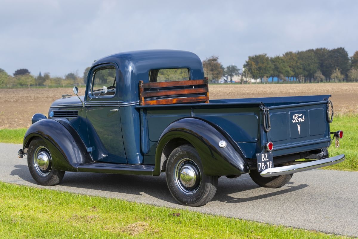 Ford V8 pick-up klassieker jaren dertig