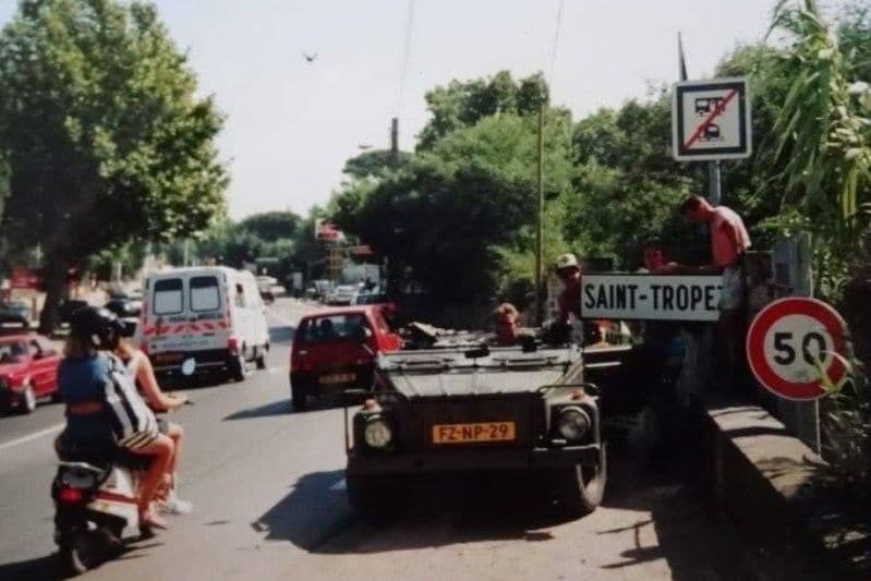 Met zijn 'Kübelwagen' maakte Vincent in 1995 indruk in Saint-Tropez, vooral op Duitse Daniela