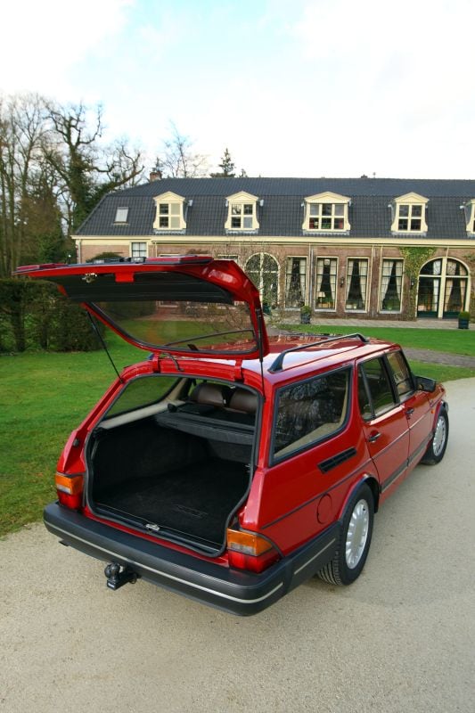 Saab 900 Safari prototype van een Saab 900 stationwagon