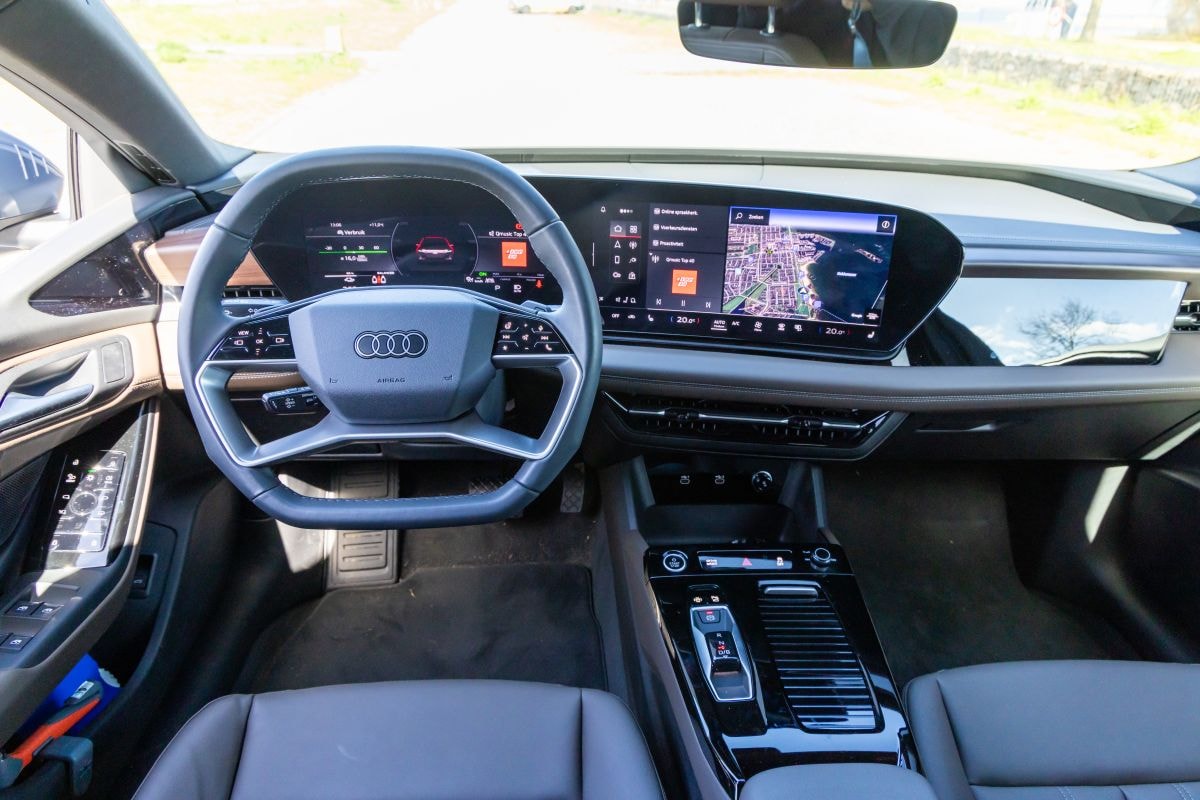 Audi A6 E-Tron