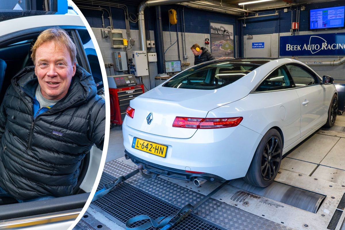 Jan (57) heeft een garage vol Renaults, maar deze Laguna Coupé steelt de show op de rollenbank