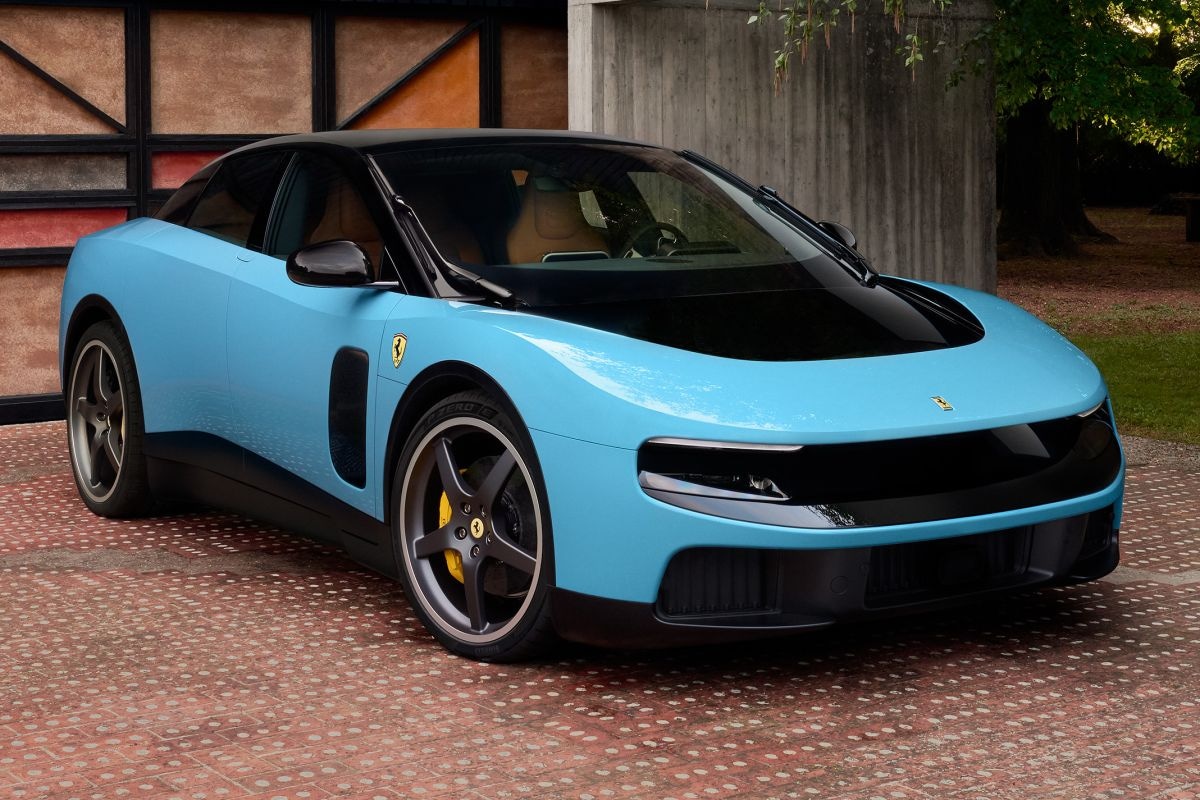 Ferrari Luce