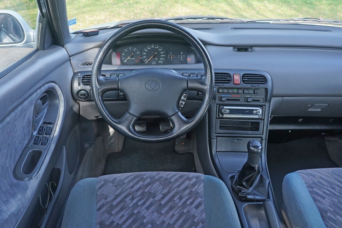 Mazda 626 2.5 V6 Xerxes