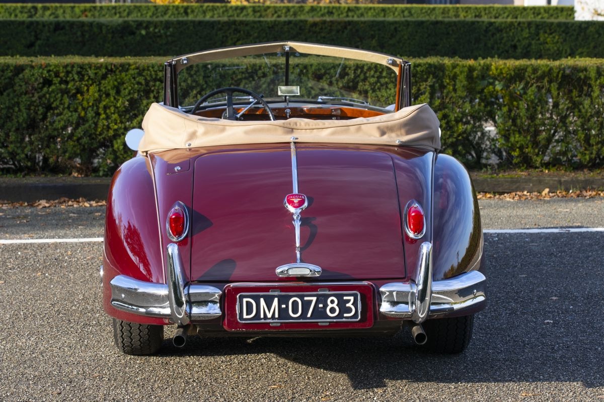 Jaguar XK140