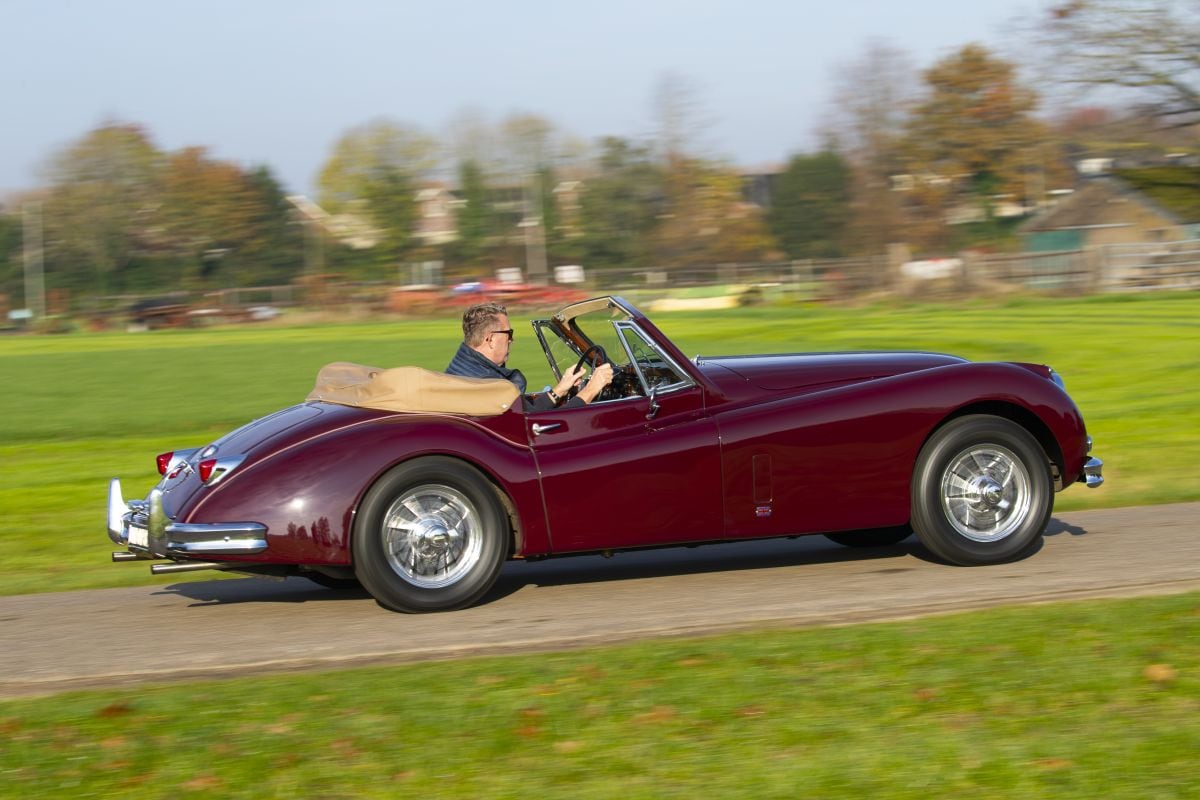 Jaguar XK140