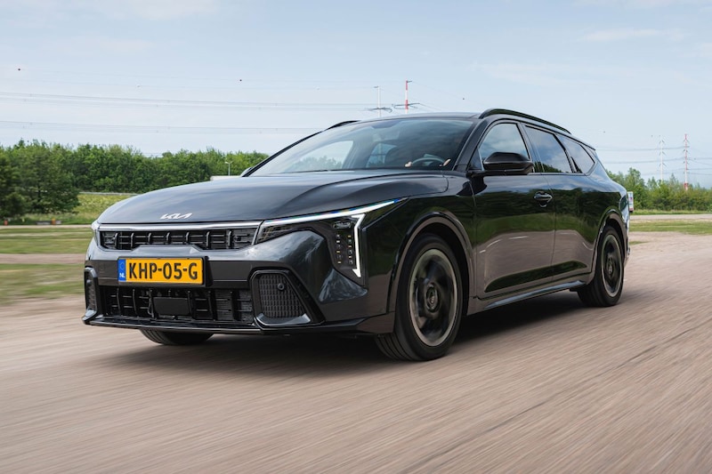 Kia K4 oogt excentriek maar is stiekem best conventioneel