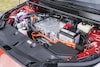 Dubbeltest Peugeot e-3008 Toyota C-HR+