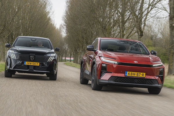 Dubbeltest Peugeot e-3008 Toyota C-HR+