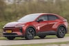 Dubbeltest Peugeot e-3008 Toyota C-HR+