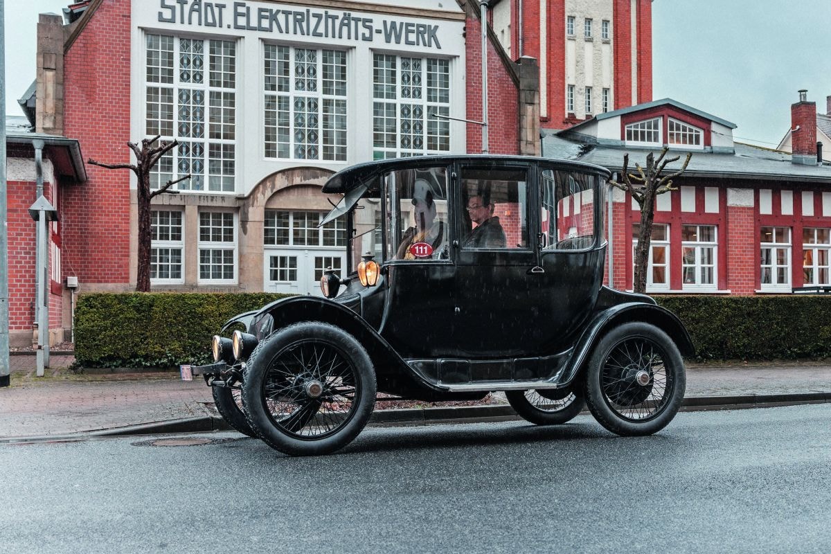 Detroit Electric Brougham auto van oma Duck