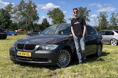 BMW 325i voor Mijn Eerste Auto