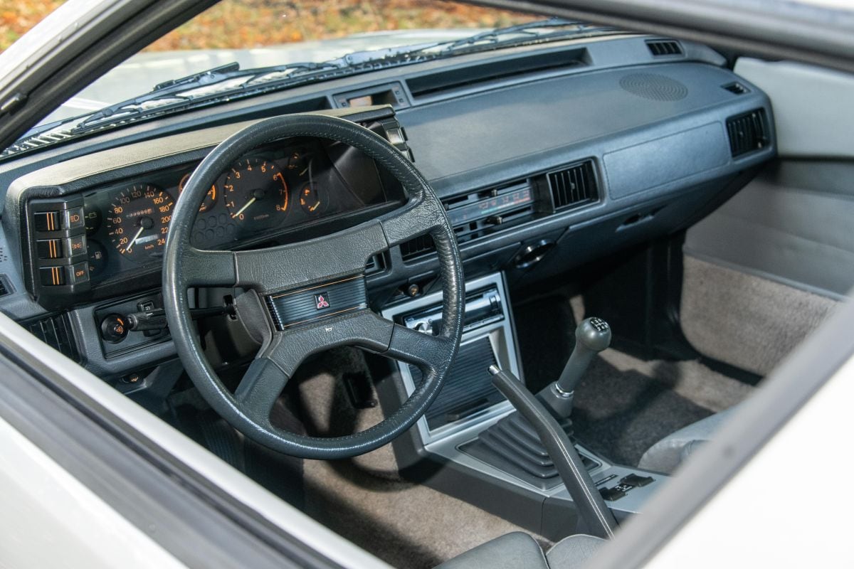Mitsubishi Starion