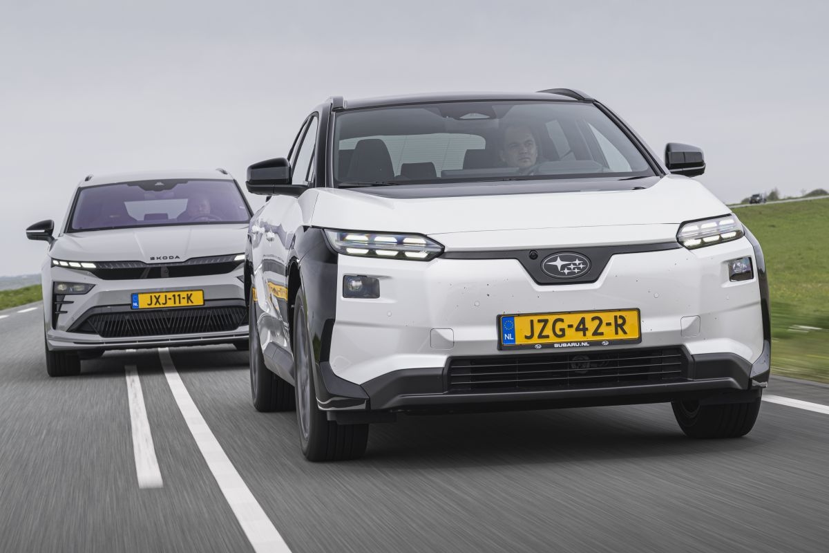 Skoda Enyaq RS Subaru Solterra dubbeltest 2026