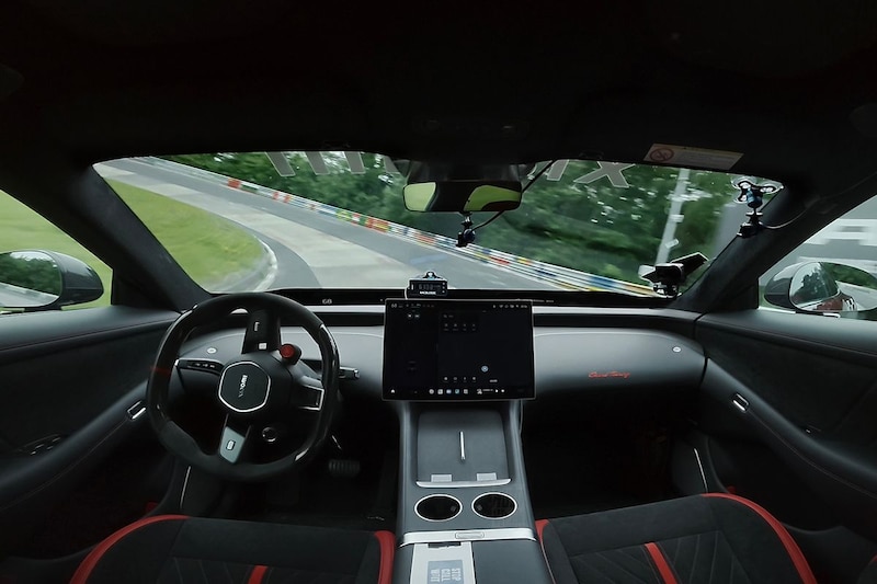 Xiaomi YU7 GT: Chinese power-SUV breekt zonder bestuurder record op Nürburgring