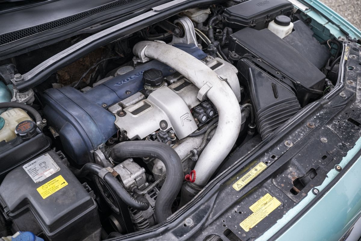 Volvo V70R