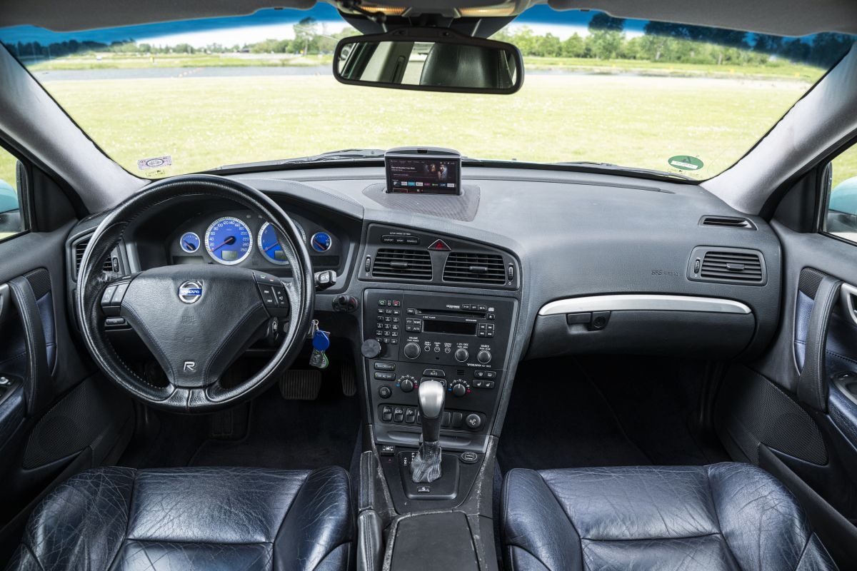 Volvo V70R