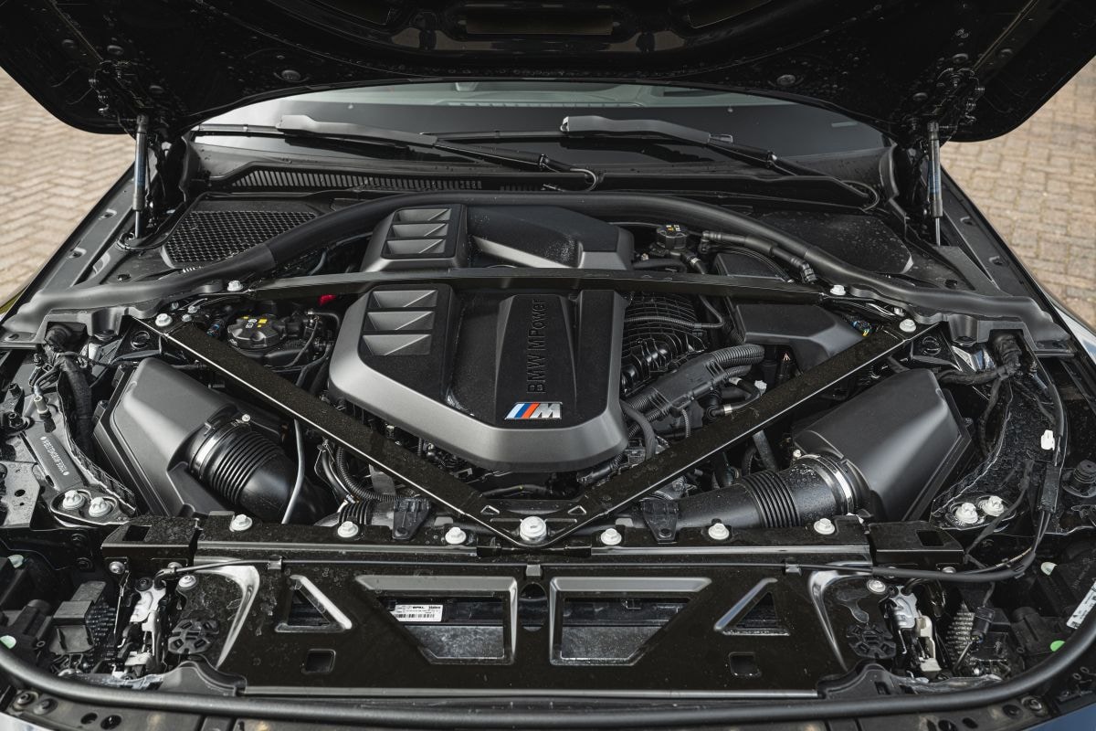 BMW M2 CS