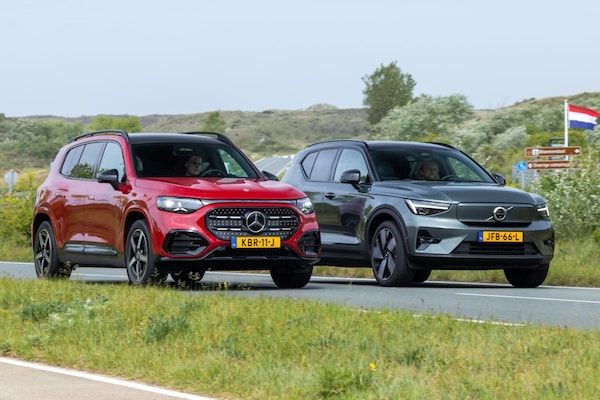 Volvo EX40 vs. Mercedes-Benz GLB EQ