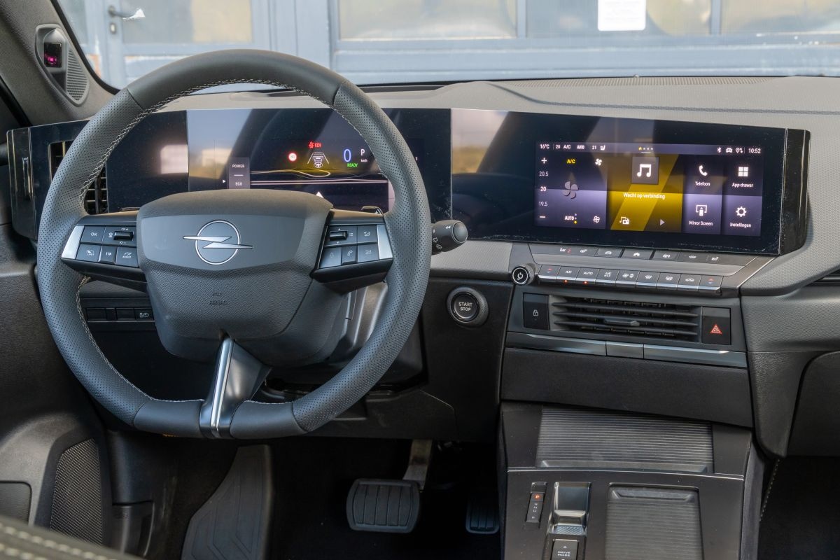 Opel Astra hybride PHEV