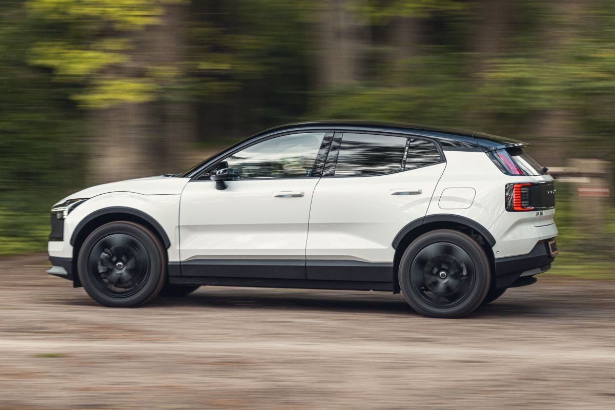 Volvo EX30 Cross Country