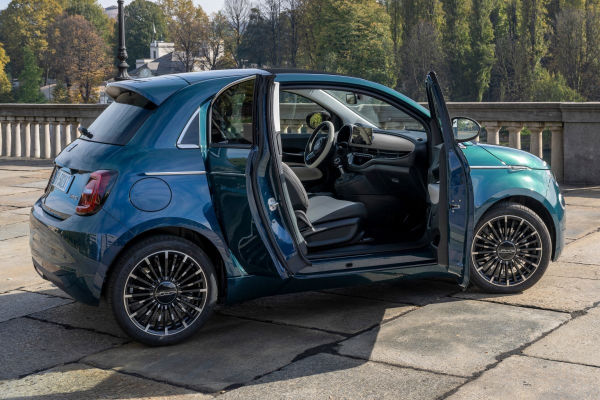 Fiat 500 Hybrid 3+1