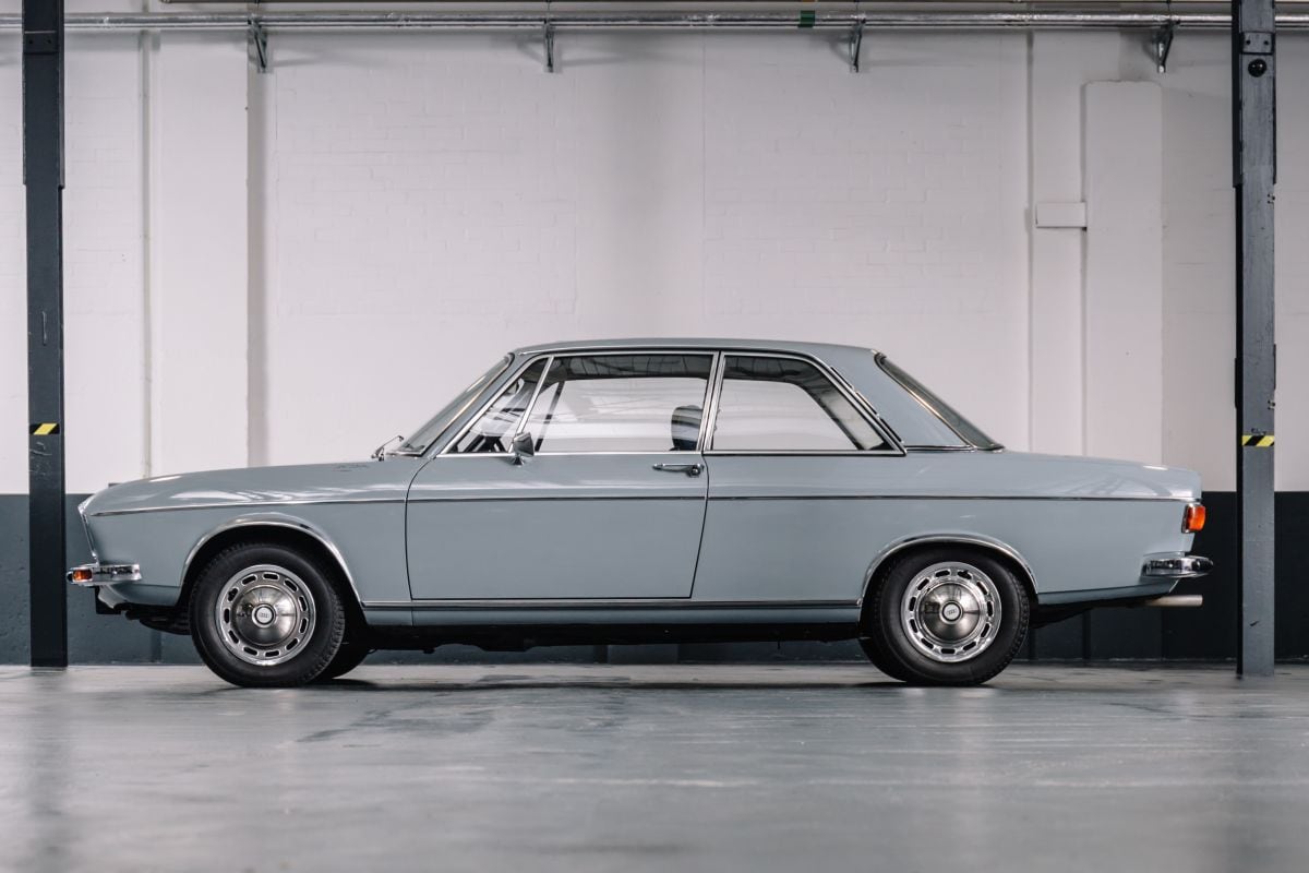 Audi 100