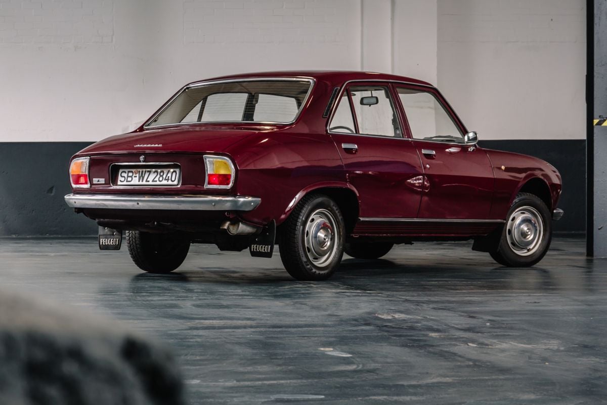 Peugeot 504