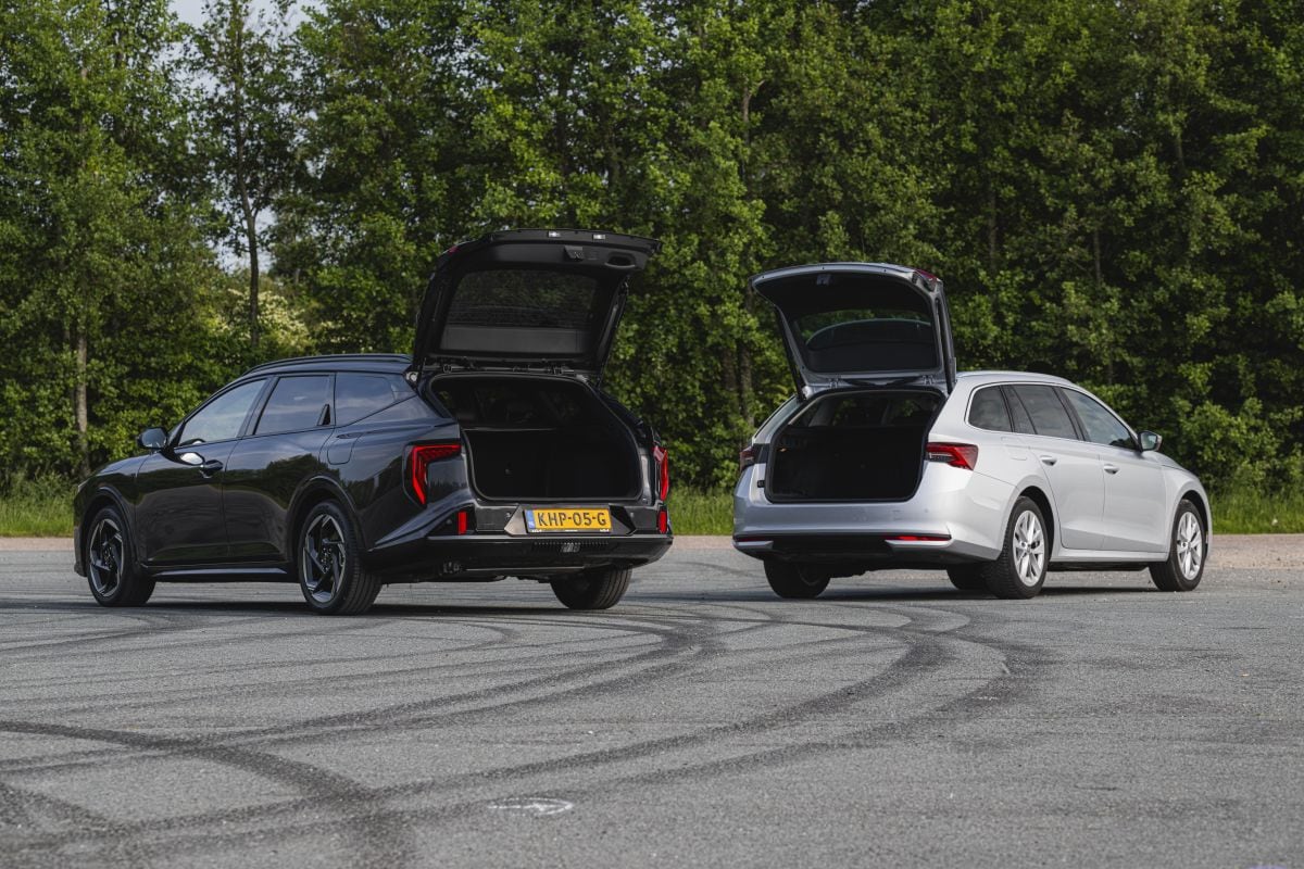 Skoda Octavia Combi en Kia K4