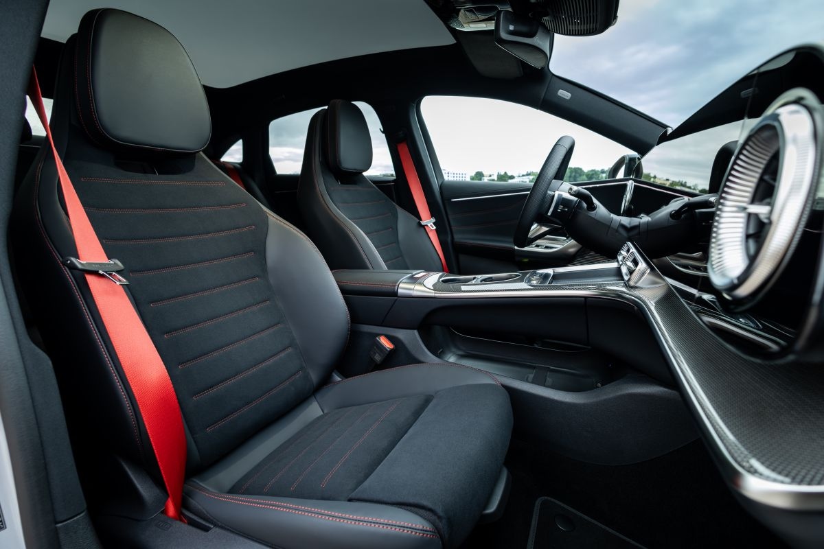 Mercedes-Benz C400 4Matic