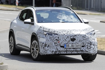 Spyshots Mercedes-Benz GLA