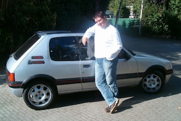 Peugeot 205 GTI voor Mijn Eerste Auto