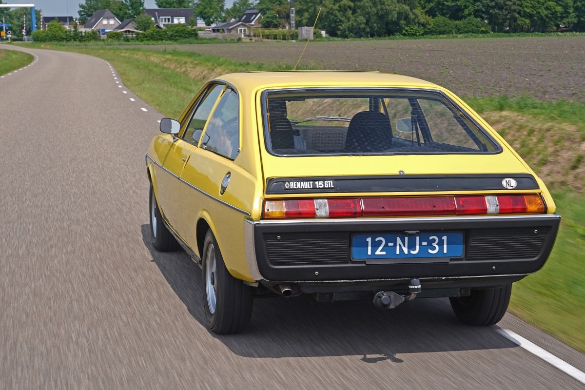 Liefhebber met Renault-verzameling
