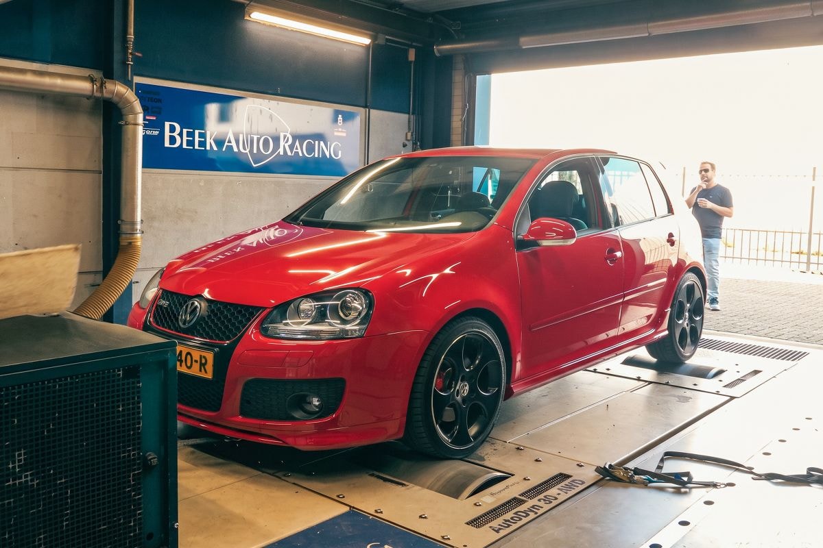 Volkswagen Golf GTI edition 30