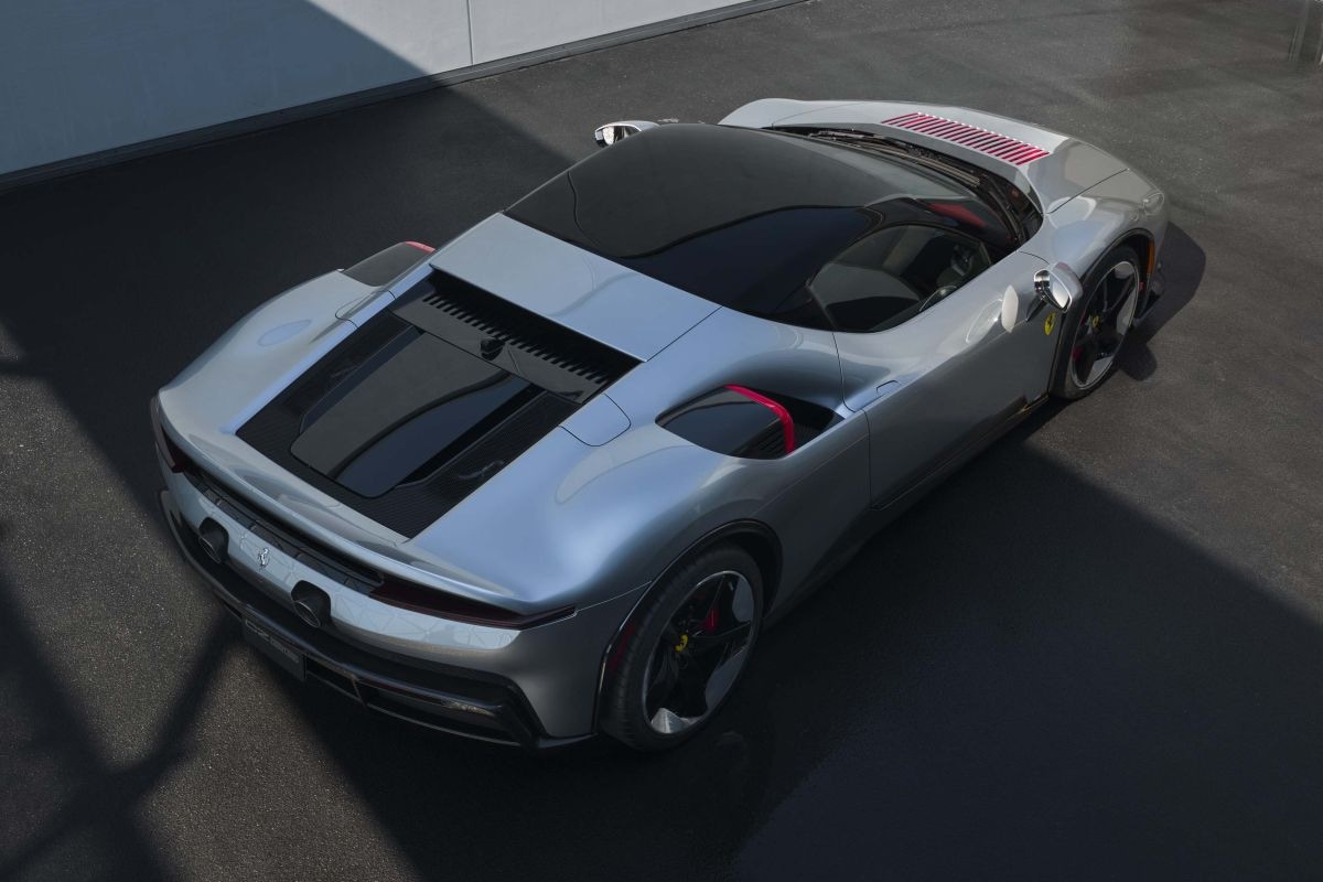 Ferrari CZ26