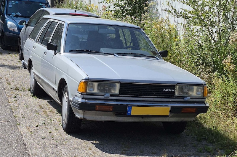 Deze Datsun Bluebird belichaamt een totaal andere tijd - In het Wild