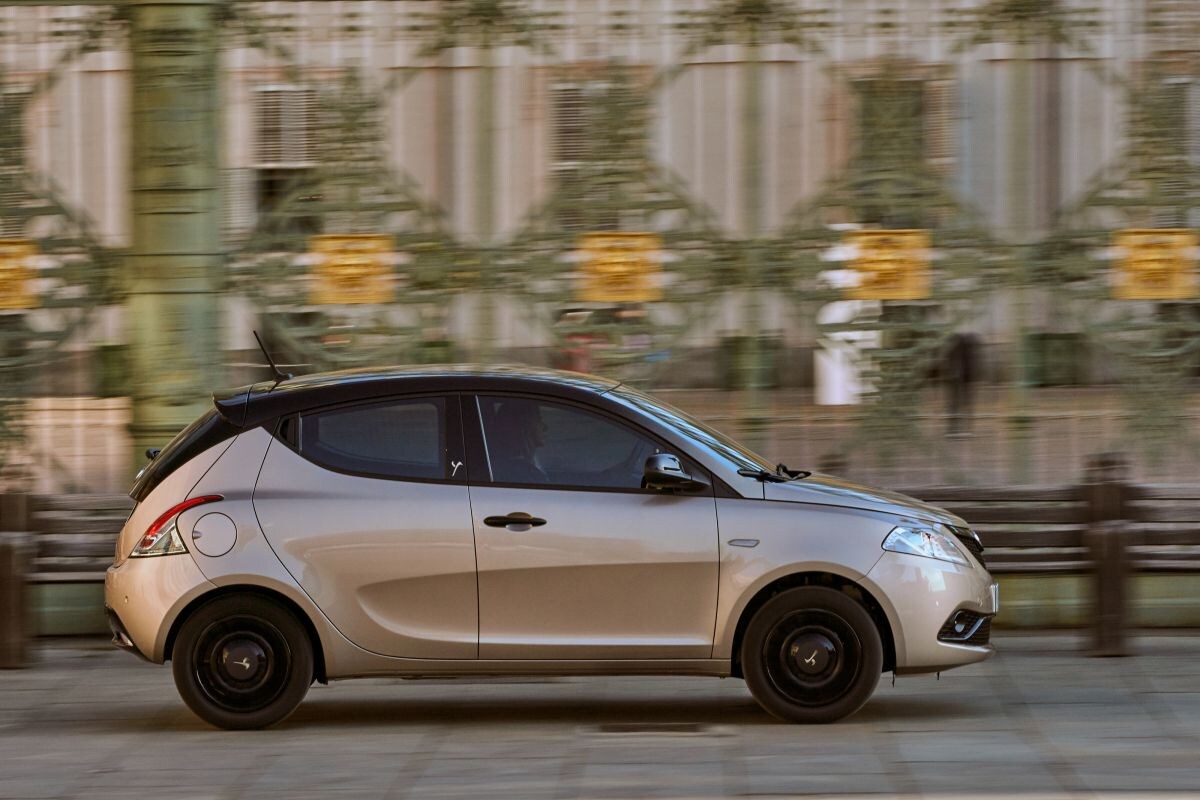 Lancia Ypsilon