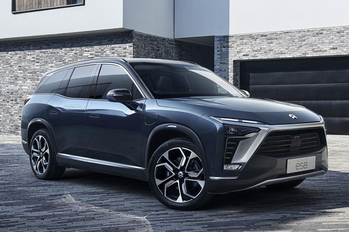 NIO ES8