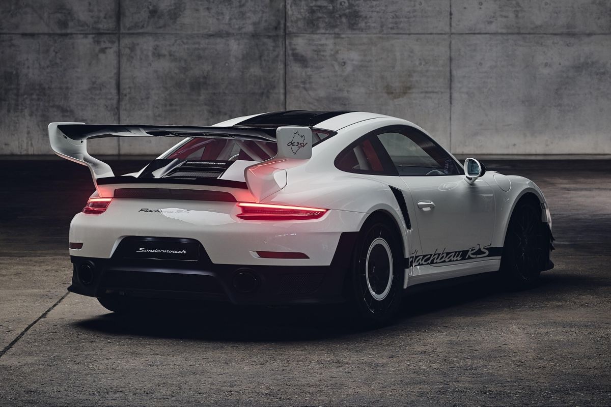 Porsche Flachbau RS