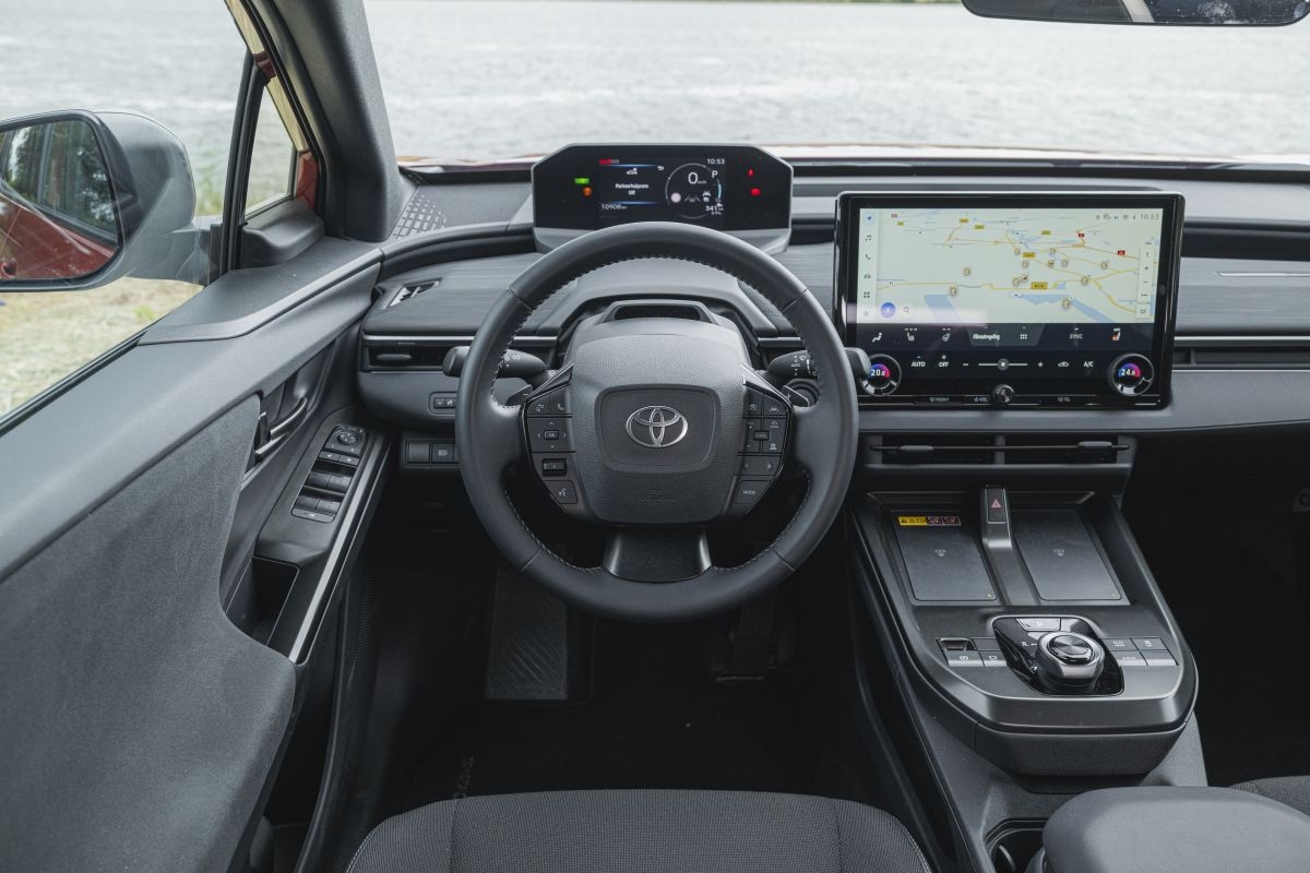 Toyota C-HR+