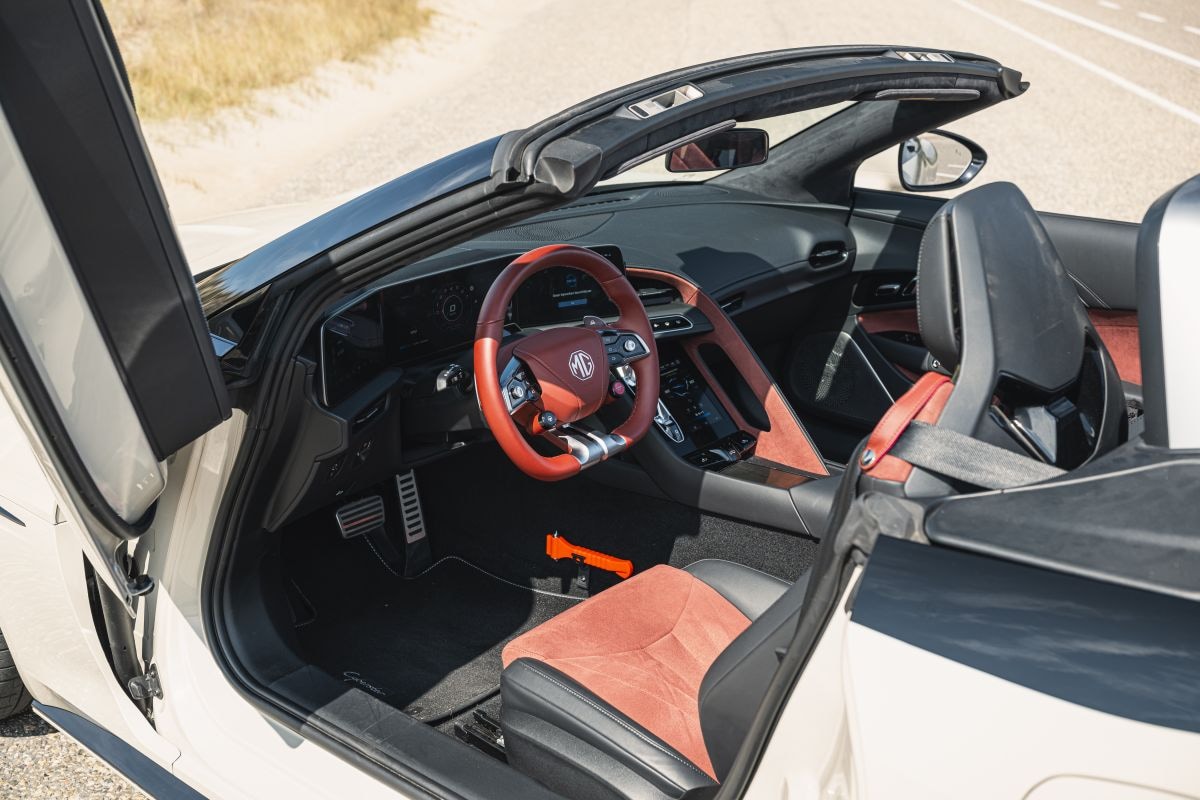 MG Cyberster zomer cabriolet