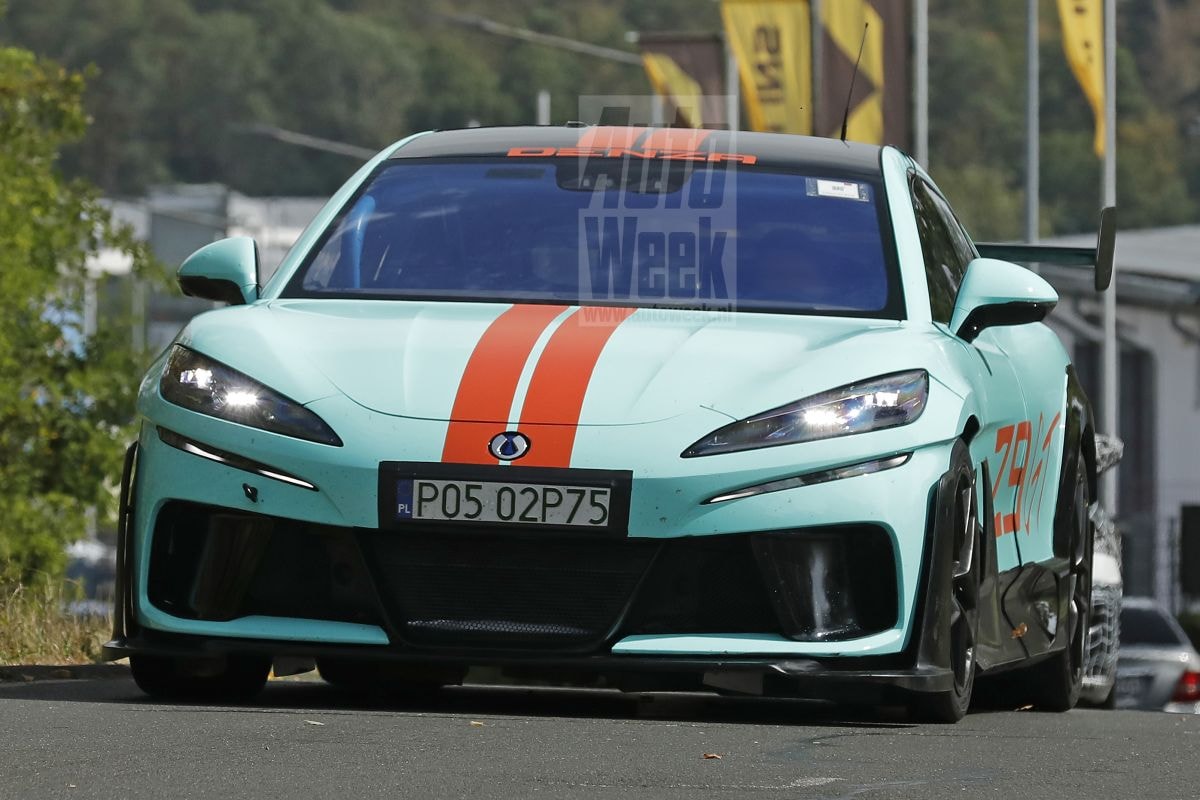 Denza Z9 GT