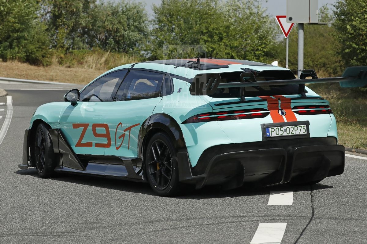 Denza Z9 GT