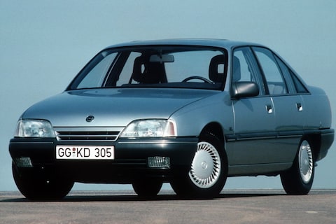 Een van laatste klassieke grote Opels wordt 40: Omega A 1986-1994